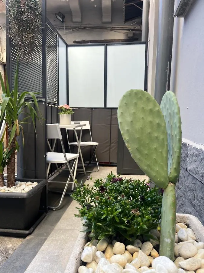 Home Catania Dante Accommodations Apartamento